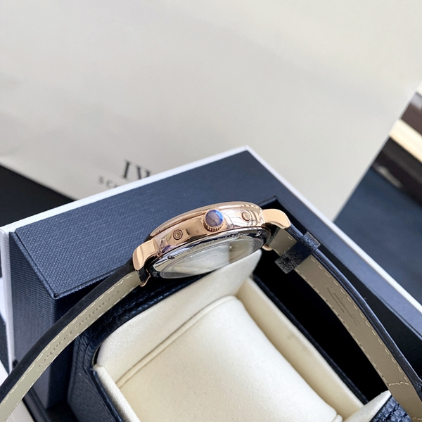 アイ・ダブリュー・シー内部構造